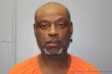 Mugshot of BOBBY EARL JR DAVIS