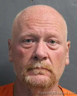 Mugshot of CHRISTOPHER LEE HOLLAND