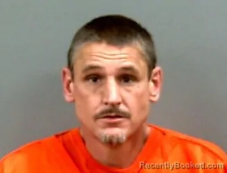 Mugshot of EVERETT EMZY BRAGG