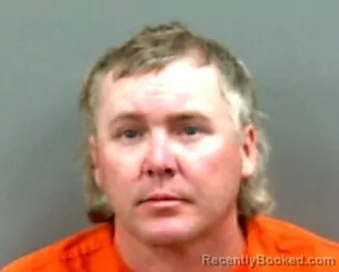Mugshot of DUSTIN CHAPMAN