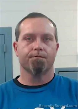 Mugshot of CLAYTON THOMPSON