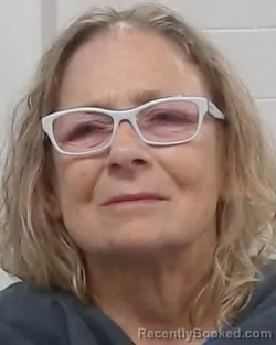 Mugshot of Candy Capels Perry