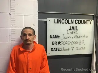 Mugshot of JAVIER ALEJANDRO LOPEZ