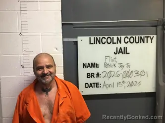 Mugshot of PATRICK JAY JR FLINT booked in Lincoln County, Oklahoma on April 15, 2026