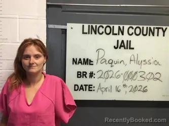 Mugshot of ALYSSIA KATHLEEN PAQUIN booked in Lincoln County, Oklahoma on April 16, 2026