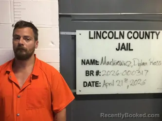 Mugshot of DYLAN ROSS MACKIEWICZ booked in Lincoln County, Oklahoma on April 20, 2026