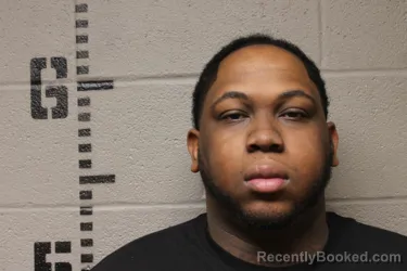 Mugshot of TRESHAUN DEMOND TRAYLOR