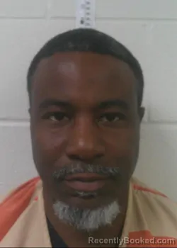 Mugshot of LADARIAN TRECOY JETER