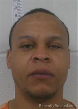 Mugshot of LAMONT TREQUAL PRESLEY