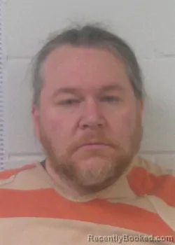 Mugshot of MATTHEW JOHNATHAN THOMAS