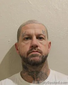 Mugshot of DUSTIN MATTHEW VANDERPOOL