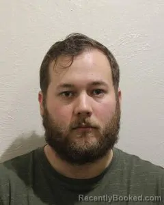 Mugshot of DILLON DEWAYNE LINDSEY booked in McClain County, Oklahoma on April 21, 2026