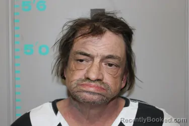 Mugshot of STEVEN R MACKEY