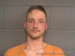 Mugshot of CODY LYNN SNELL