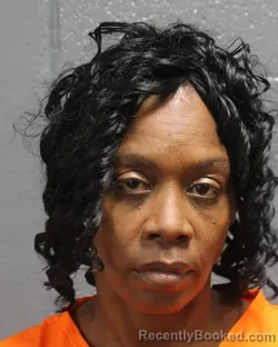 Mugshot of DARSHONA BROWN-ACQUAYE