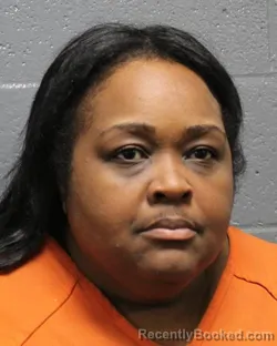 Mugshot of GWENDOLYN ZAMEKA MURRAY booked in Oklahoma County, Oklahoma on June 22, 2026
