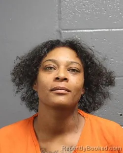 Mugshot of SEMONE SHEREE MCCOY