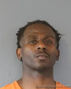 Mugshot of TAVARIS BERNARD LOCKHART