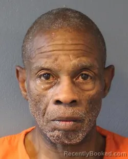 Mugshot of TROMAS SMITH