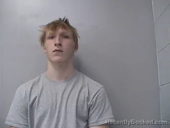 Mugshot of Brandon Michael Garrett