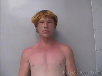 Mugshot of Braxton Andrew Overton