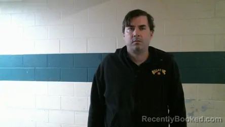 Mugshot of SEAN DAVID CORBUT