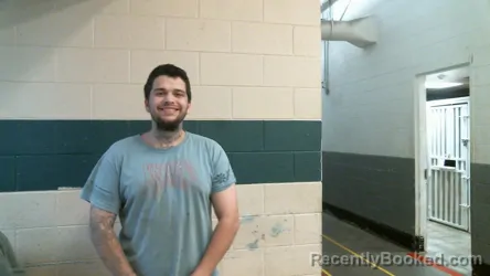 Mugshot of GARRETT RYAN GRAVISON