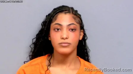 Mugshot of RAEDYANCE CANAYIAH WHITE