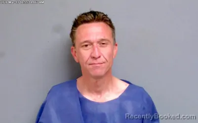 Mugshot of MICHAEL VINCENT THOMAS