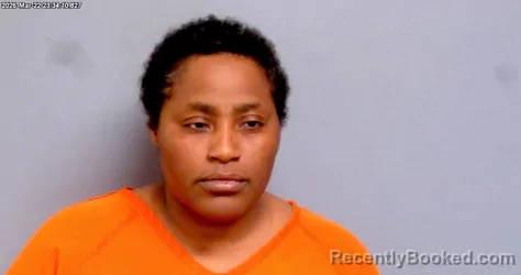 Mugshot of DANIELLE MARIE THOMAS