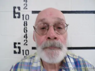 Mugshot of RILEY ERNEST TUCKER