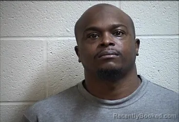 Mugshot of DELVIN LAMAR MADKINS