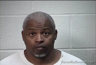 Mugshot of DONALD WAYNE THOMAS