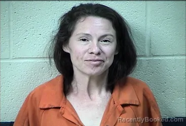 Mugshot of TASHAWNA RENAE DORAN-ESPINOZA booked in Pottawatomie County, Oklahoma on April 10, 2026