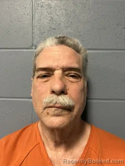 Mugshot of ROBERT EUGENE LLEWELLYN