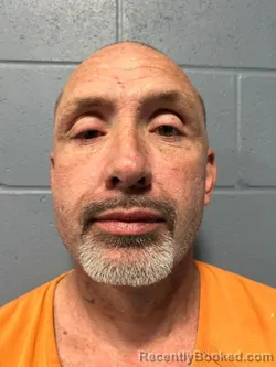 Mugshot of DUSTIN SCOTT MCDARIS