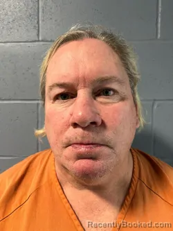 Mugshot of DOUGLAS EDWIN LAWERENCE