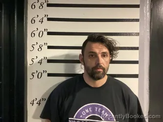 Mugshot of MICHAEL CHRISTOPHER SPARKS