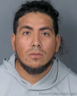 Mugshot of OSCAR DE ROSAS TENCHIPE