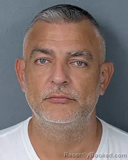 Mugshot of ROBERT PAUL KINTZING booked in Hernando County, Florida on May 6, 2026