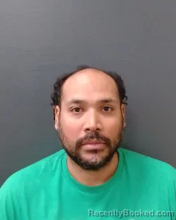 Mugshot of DARYL A FERNANDEZ