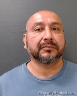 Mugshot of BOBBY HERNANDEZ