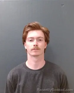 Mugshot of BRADY LEVI FRAZIER