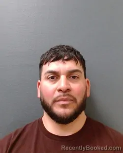 Mugshot of ROBERTO ABRAHAM PEREZ