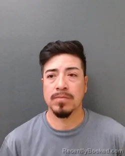 Mugshot of SAUL URIEL GOMEZ