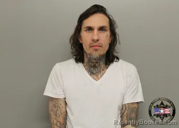 Mugshot of JUSTIN DANIEL HIXON