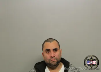 Mugshot of RIGOBERTO CRUZ MAXIMO