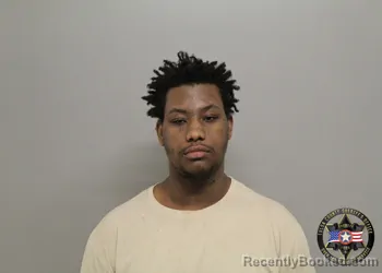 Mugshot of YAVIYON LAZON JONES