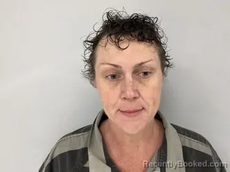 Mugshot of MINDY CROFF booked in Wagoner County, Oklahoma on April 28, 2026