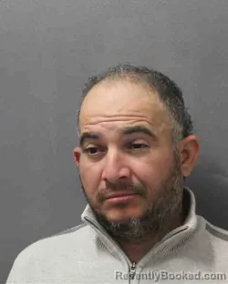 Mugshot of ANTONIO YOELBIS MORAN-VARGAS